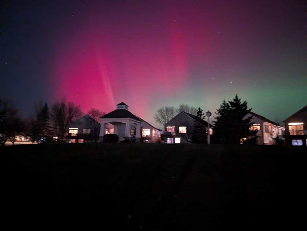 Spectacular northern lights put on mesmerizing show across Minnesota