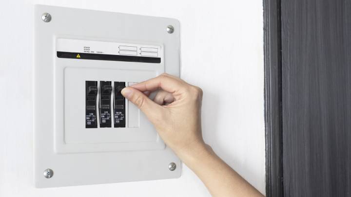 This Creative Hack Turns A Quilt Into A Chic Disguise For A Common Household Eyesore