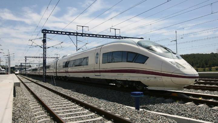 Ya hay fecha comprometida para la alta velocidad en Extremadura: los trenes circularán a 300 km/h la próxima primavera