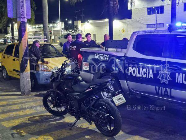 Peatón queda grave al ser arrollado por motociclista en Av. Tecnológico