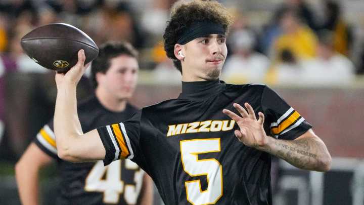 Photos from Missouri football home game vs. Mississippi State