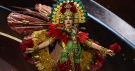 Miss Universo 2025: ¿Qué representa el diseño de Fátima Bosch basado en Xochiquetzal que lució en la Gala de Traje Típico y quién es el diseñador? (VIDEO)