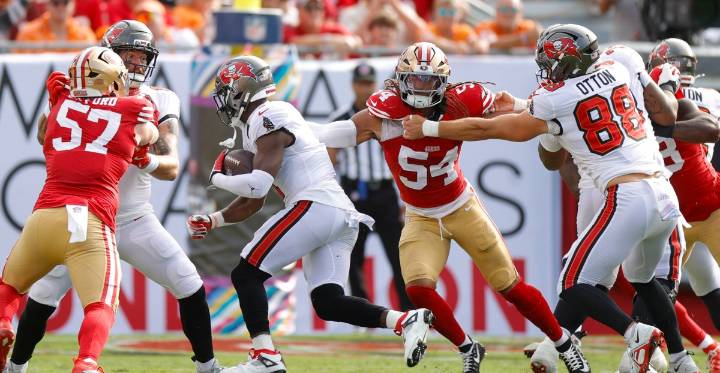 How Fred Warner is still impacting the 49ers defense from the sidelines