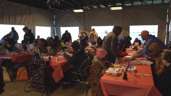 Rescue Mission of Middle Georgia holds Thanksgiving drive to deliver meals, coats to those in need