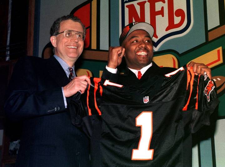 How Did Paul Tagliabue Die? All Details on Ex-NFL Commissioner’s Net worth, wife and family