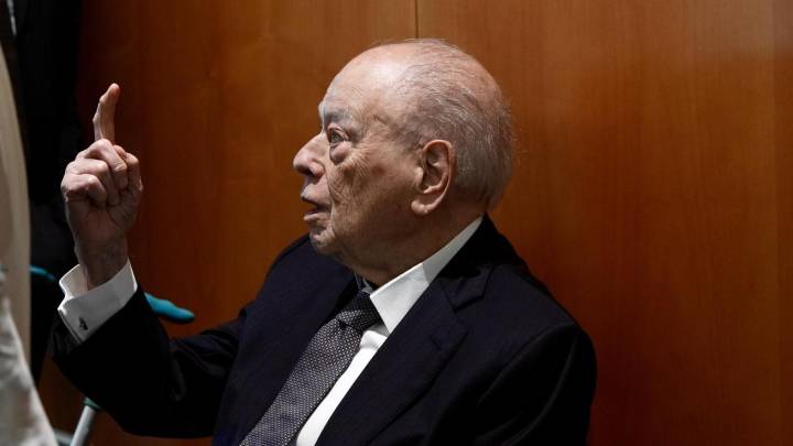 Jordi Pujol ingresa en el hospital por una neumonía pocos días antes del juicio
