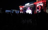 Fans de Juan Gabriel le rindieron homenaje en el Zócalo de Ciudad de México