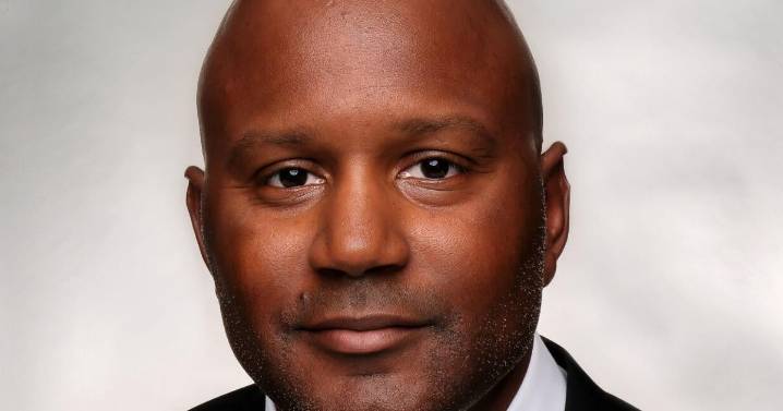 Chesterfield picks board member to fill Holland's seat