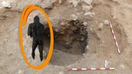 Hallan en Ibiza una escultura de Hércules de madera que sobrevivió 1.700 años bajo tierra