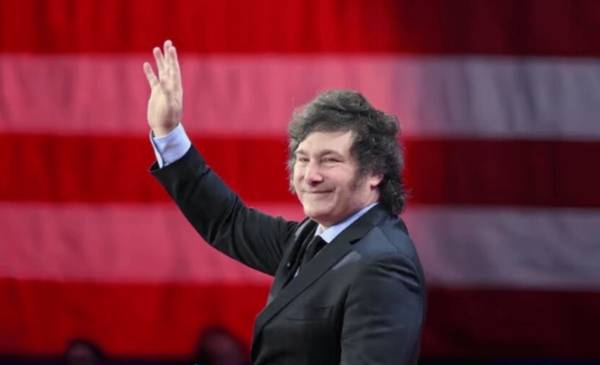 Milei realiza su viaje número 14 a Estados Unidos