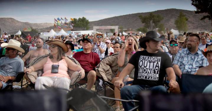 In a jam: Businesses, volunteers, music fans face year without Country Jam