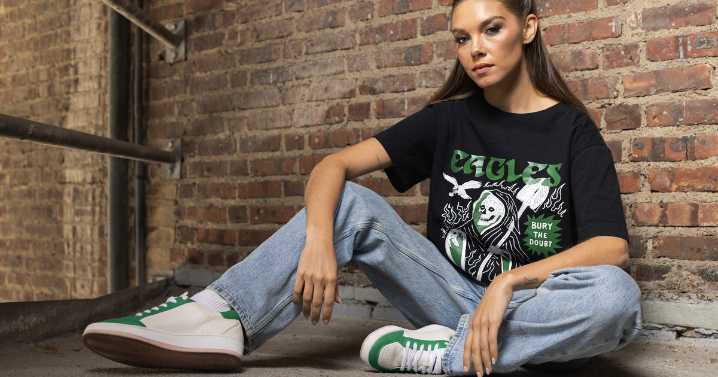 Eagles, Jason Kelce tap local artists for charity merch