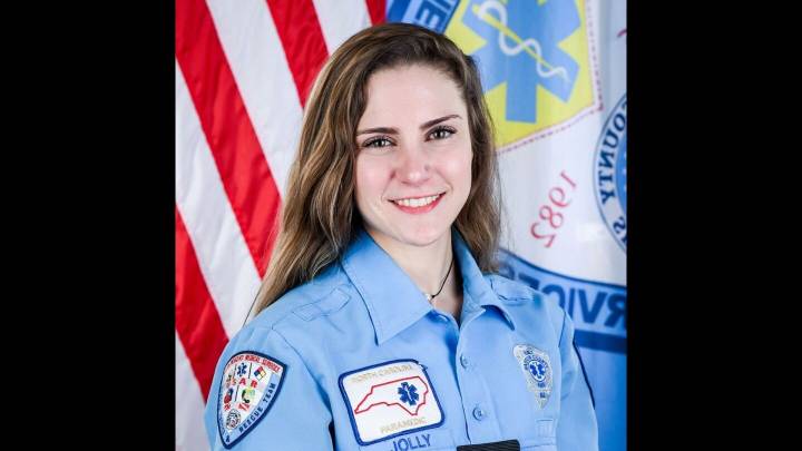 Gaston County Paramedic Mary Jolly killed as good Samaritan while aiding 5