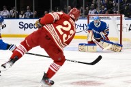 Deadspin | Lucas Raymond lifts Red Wings past Jonathan Quick, Rangers