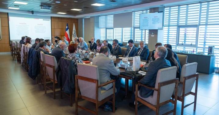 Con la disidencia de la UC y la UDP, Consejo de Rectores acuerda seguir trabajando indicaciones al FES junto al Mineduc