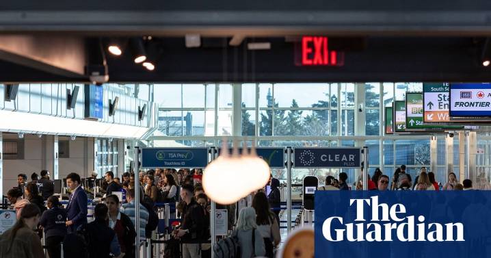 US midwest and north brace for storm as nearly 82m people travel for holidays