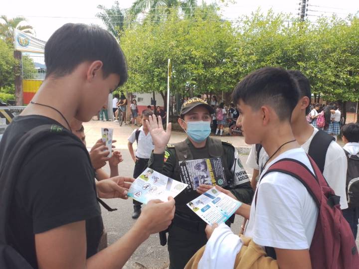 Policía de Infancia y Adolescencia de Tauramena visitó los Centros Educativos