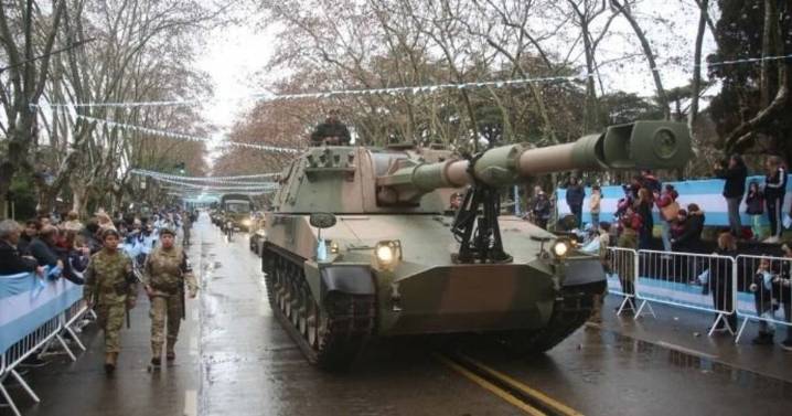 Carlos Presti avanzaría con reformas en las cúpulas de las Fuerzas Armadas