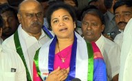 Jagan Shocks! She's Back in the MP Race