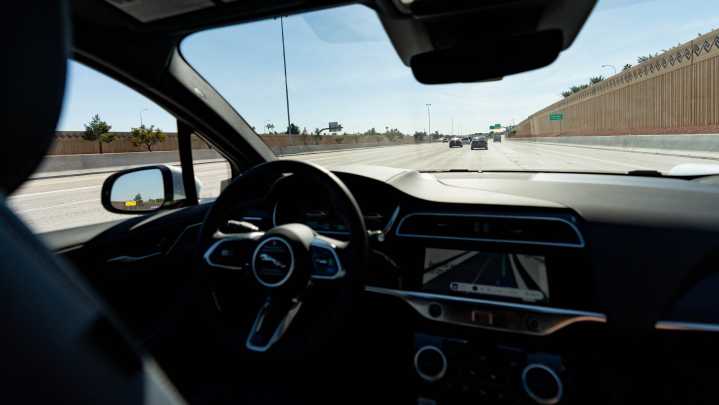 Waymo is now offering rides on Phoenix