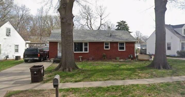 Exploded candle causes $175K in fire damage, 1 of 3 fires Sunday evening