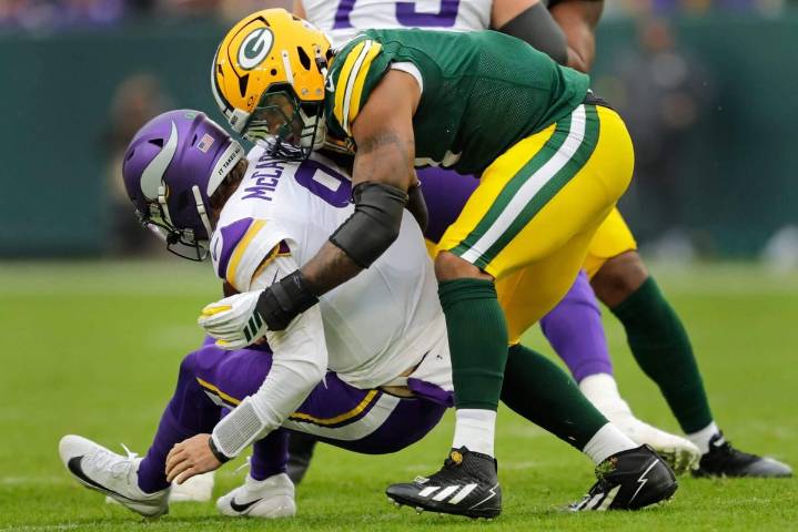 Micah Parsons, Packers feast on hapless Vikings offense in blowout win
