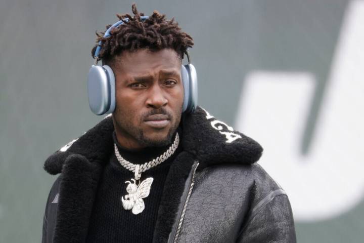 Ex-NFL star Antonio Brown gets $25K bail and GPS monitor on Miami attempted murder charge