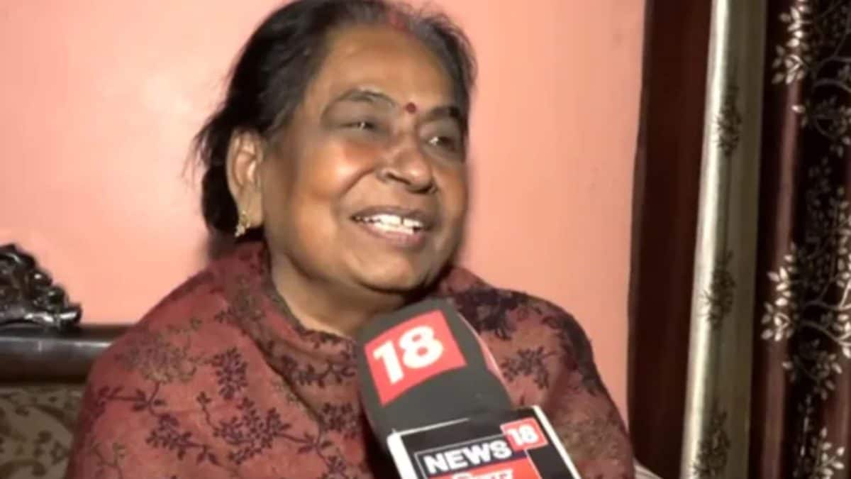 A Sister's Verdict: Nitish Kumar's Sibling Laughs Off Critics, Declares Brother Deserves 'Full 100 Marks' For Bihar Win