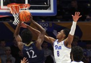 Deadspin | Amarri Monroe's 25 points help Quinnipiac stun Pitt