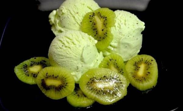La receta del helado de kiwi con dos ingredientes