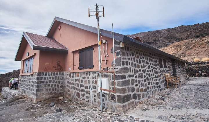 Pernoctar en el refugio de Altavista costará 29 euros para residentes