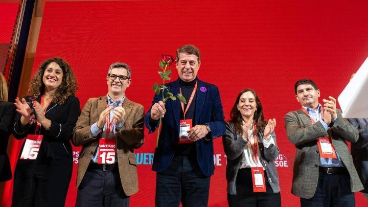 La alcaldesa de A Coruña evita respaldar la estrategia política de Besteiro