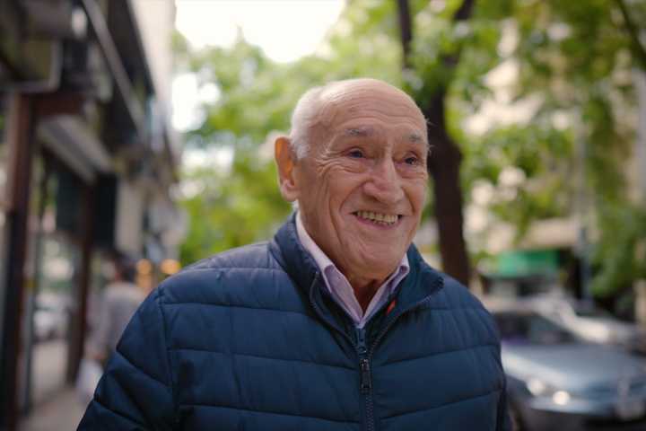 Tiene 83 años y comparte el desafío de estar bien con una enfermedad que afecta la calidad de vida
