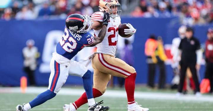 49ers get their groove back in a blowout win over the Giants