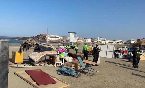 Desalojan restaurantes precarias en playa Tuquillo: SBN recupera terrenos ocupados ilegalmente
