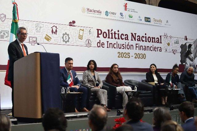 Inclusión financiera, un mito genial