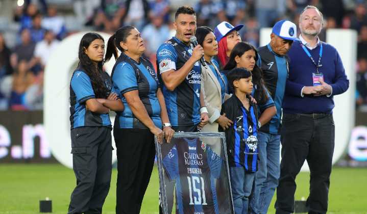 Pablo Barrera dice adiós: Jugó su último partido con Querétaro en la victoria sobre Mazatlán