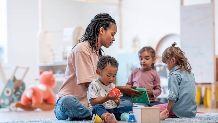 5 things to never do when hiring a babysitter