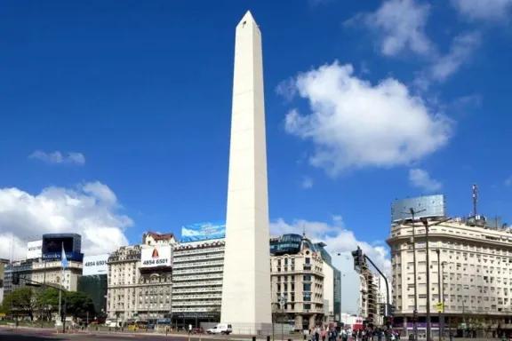 El Obelisco de Buenos Aires abre por primera vez su mirador al público con un ascensor panorámico