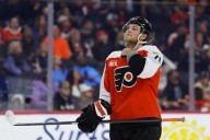 Flyers Notebook: Sean Couturier returns, Tyson Foerster out injured