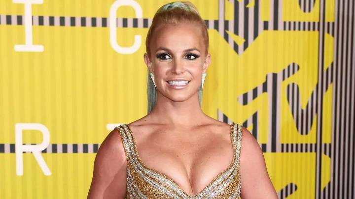 Britney Spears makes Instagram comeback with post about boundaries