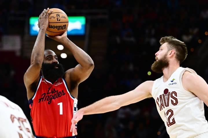 Deadspin | Clippers look to James Harden to rain down points on Lakers