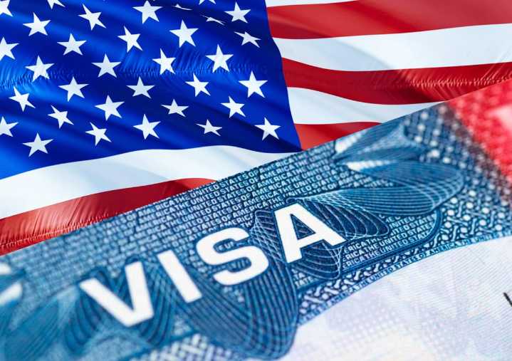 Trump endurece política migratoria: la obesidad, el cáncer y otras enfermedades crónicas serán motivo para denegar visas