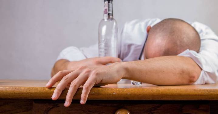 Grupos AA, alternativa para evitar o dejar el alcohol