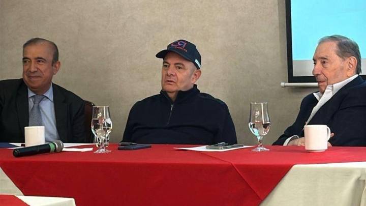 Inicia reunión de Cambio Radical con la presencia de Germán Vargas Lleras