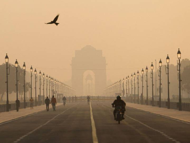 Delhi Air Turns ‘Life-Threatening’: Experts Declare Public Health Emergency as AQI Hits Alarming Levels