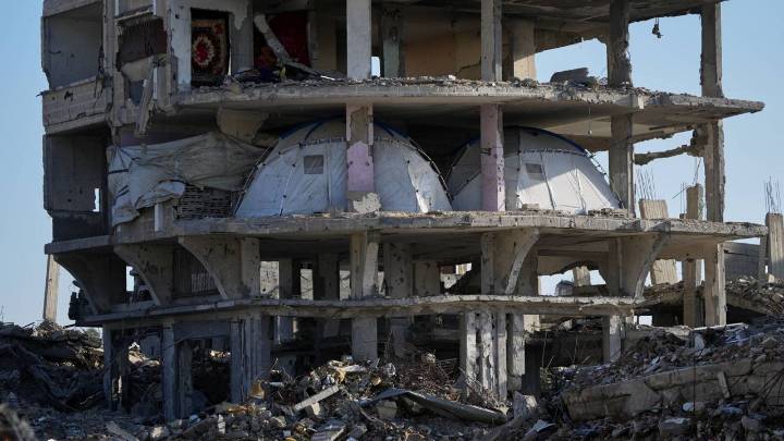 First strong winter rains soak Gaza's makeshift shelters