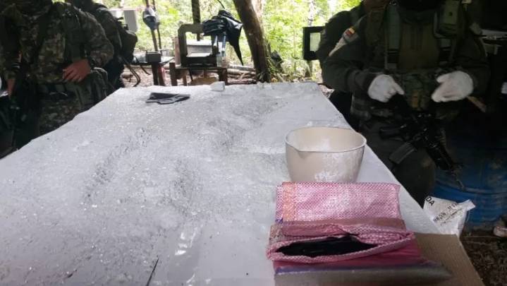 Ejército destruye laboratorio utilizado para el procesamiento de cocaína en Puerto Asís, Putumayo