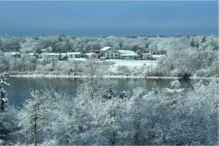 Sunshine, mild fall weather to make way for cold, snow next week
