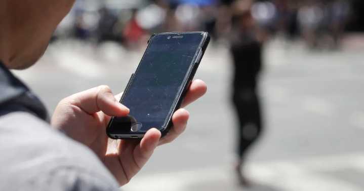 Another reason to keep cellphones out of classrooms